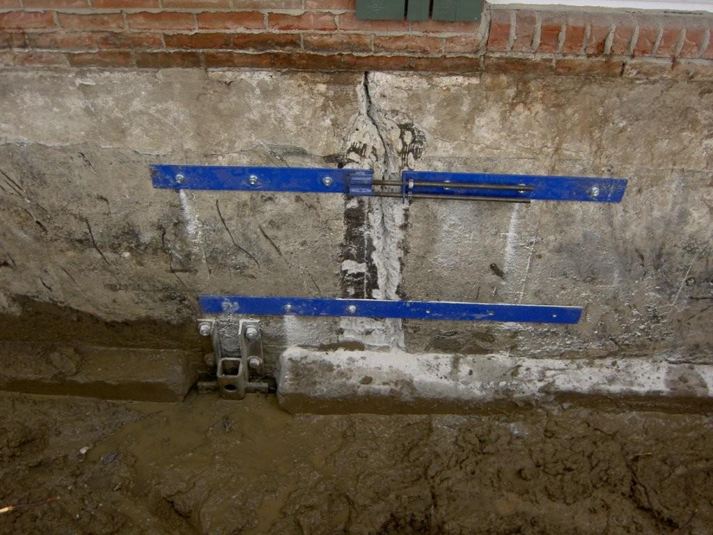 Réparation de fissures de sols : Devis sur Techni-Contact - Réparation de  fissures murales